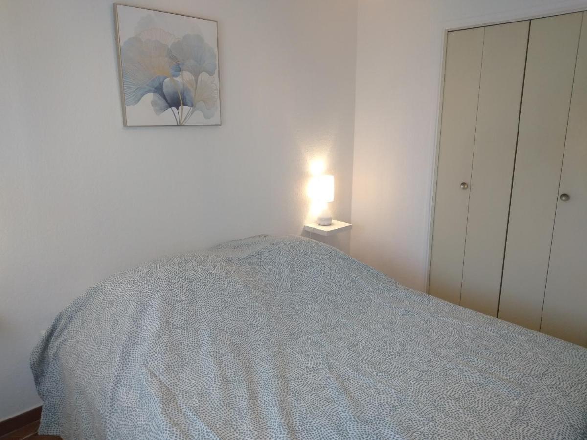 Capri Apartment Saint-Elme Luaran gambar